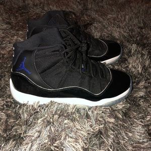 AIR JORDAN 11 RETRO "SPACE JAM”